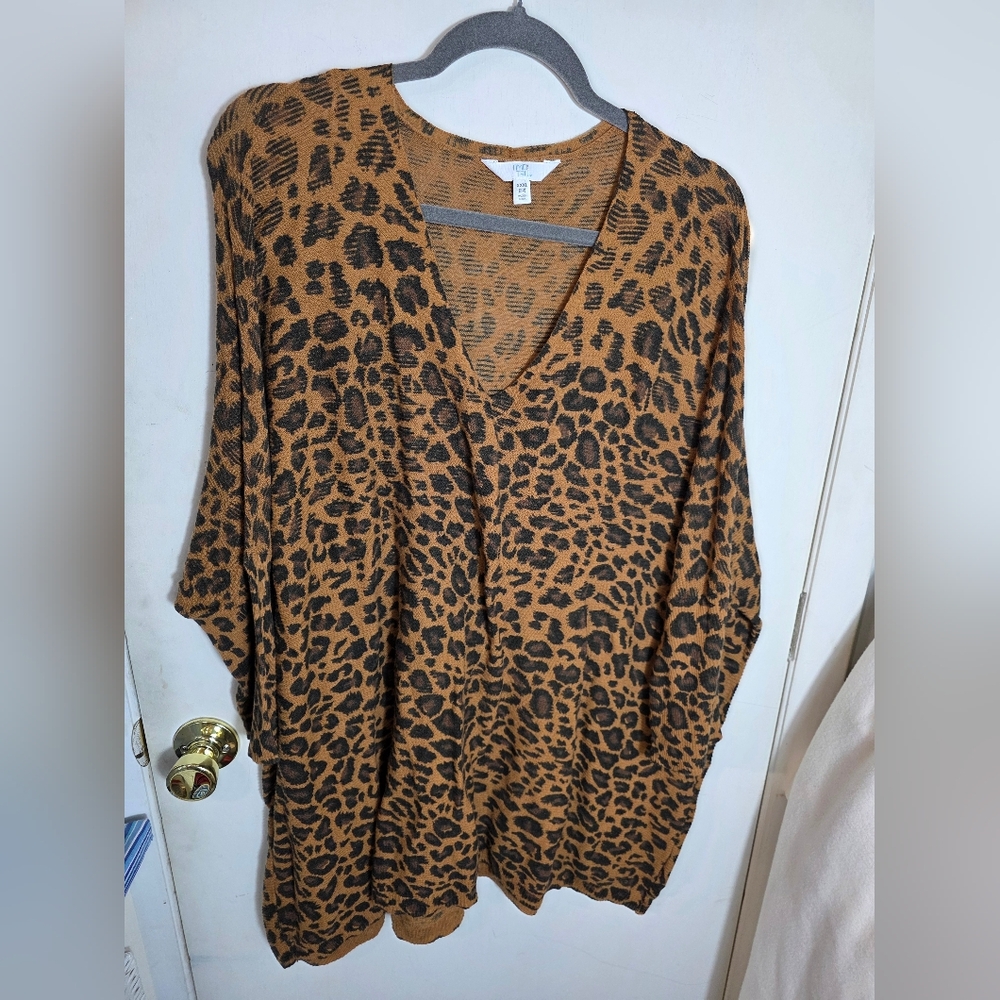 Time And Tru XXXL (20) Leopard V-Neck Lightweight Sweater